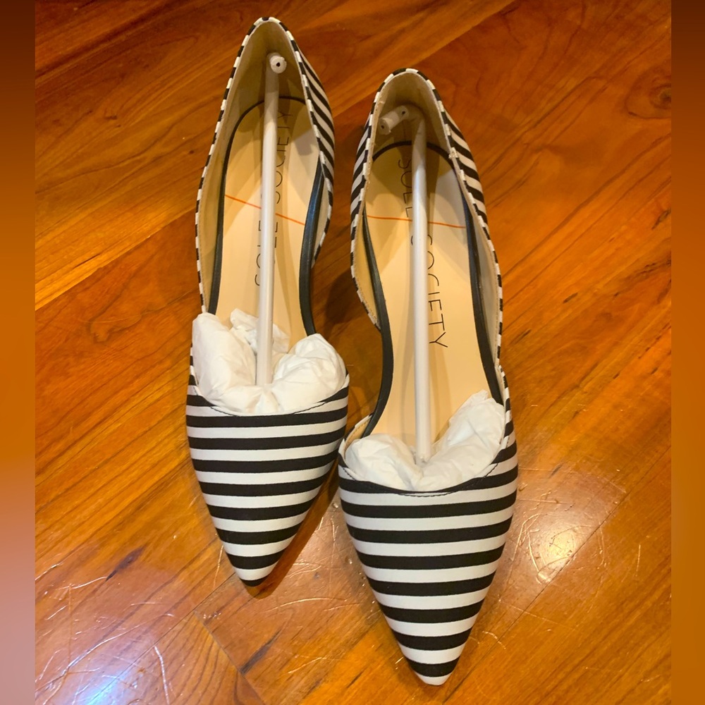 🔥NIB🔥 SOLE SOCIETY Jenn Black/White Stripe D'Orsay Heel / Size 8✨✨✨ - Picture 3 of 13